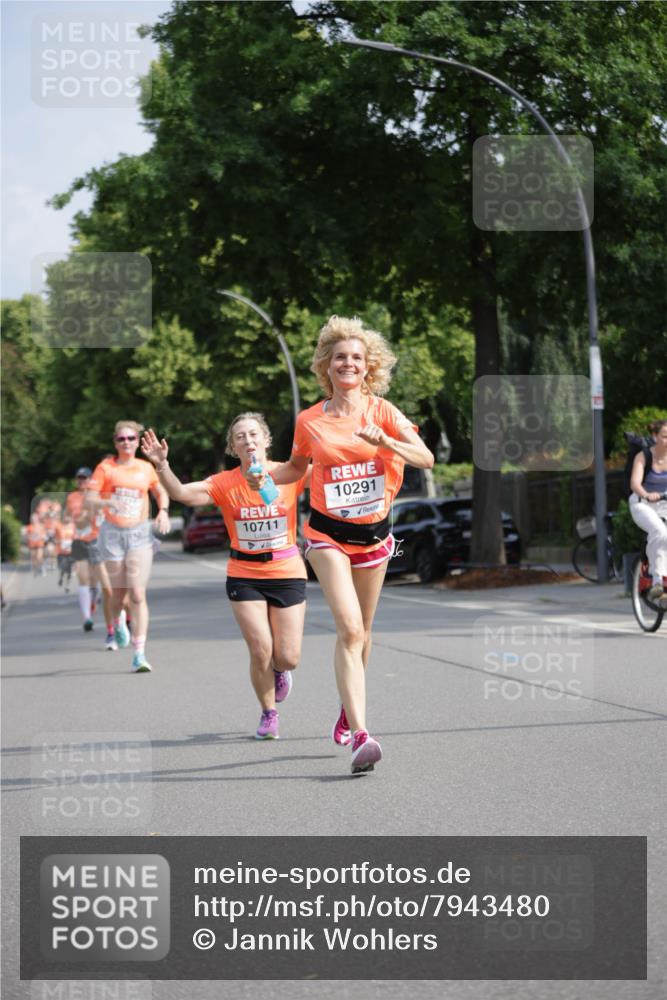 15.06.2025 - REWE Women's Run Jannik Wohlers http://msf.ph/oto/7943480 15.06.2025 08:47:11 Laufen 10291, 10711 meine-sportfotos.de