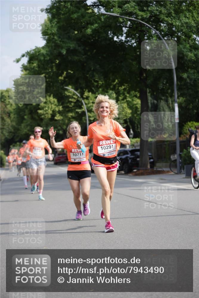 15.06.2025 - REWE Women's Run Jannik Wohlers http://msf.ph/oto/7943490 15.06.2025 08:47:11 Laufen 10410, 10711, 10291 meine-sportfotos.de