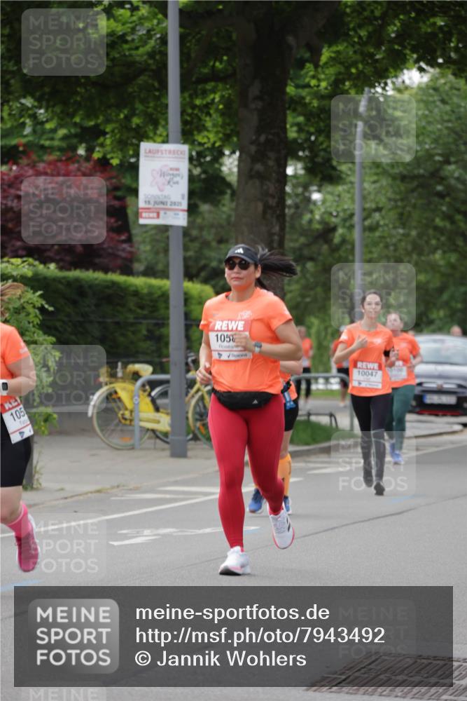 15.06.2025 - REWE Women's Run Jannik Wohlers http://msf.ph/oto/7943492 15.06.2025 08:28:57 Laufen 105, 1058, 10047 meine-sportfotos.de