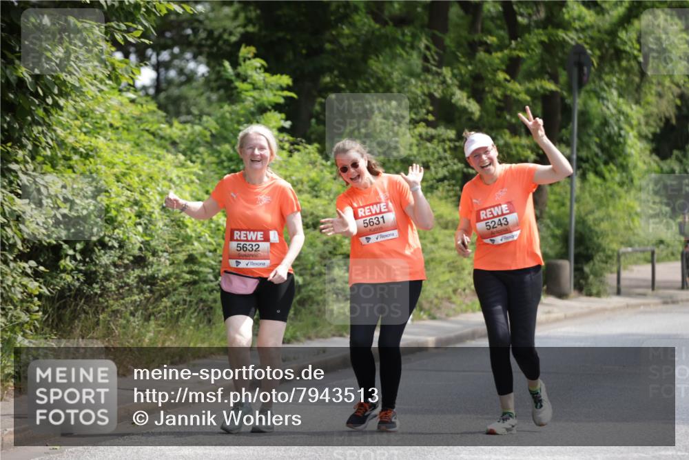 15.06.2025 - REWE Women's Run Jannik Wohlers http://msf.ph/oto/7943513 15.06.2025 10:16:42 Laufen 5632, 5631, 5243 meine-sportfotos.de