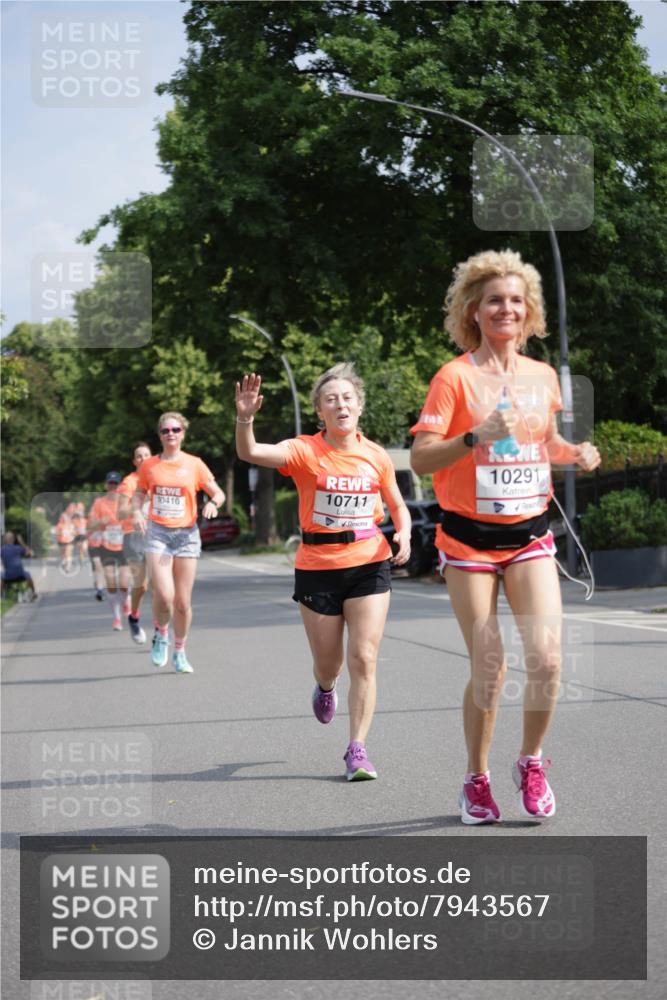 15.06.2025 - REWE Women's Run Jannik Wohlers http://msf.ph/oto/7943567 15.06.2025 08:47:12 Laufen 10410, 10711, 10291 meine-sportfotos.de