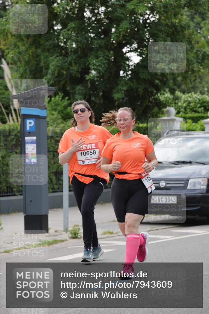 15.06.2025 - REWE Women's Run Jannik Wohlers http://msf.ph/oto/7943609 15.06.2025 08:28:59 Laufen 10658, 105, 1043 meine-sportfotos.de
