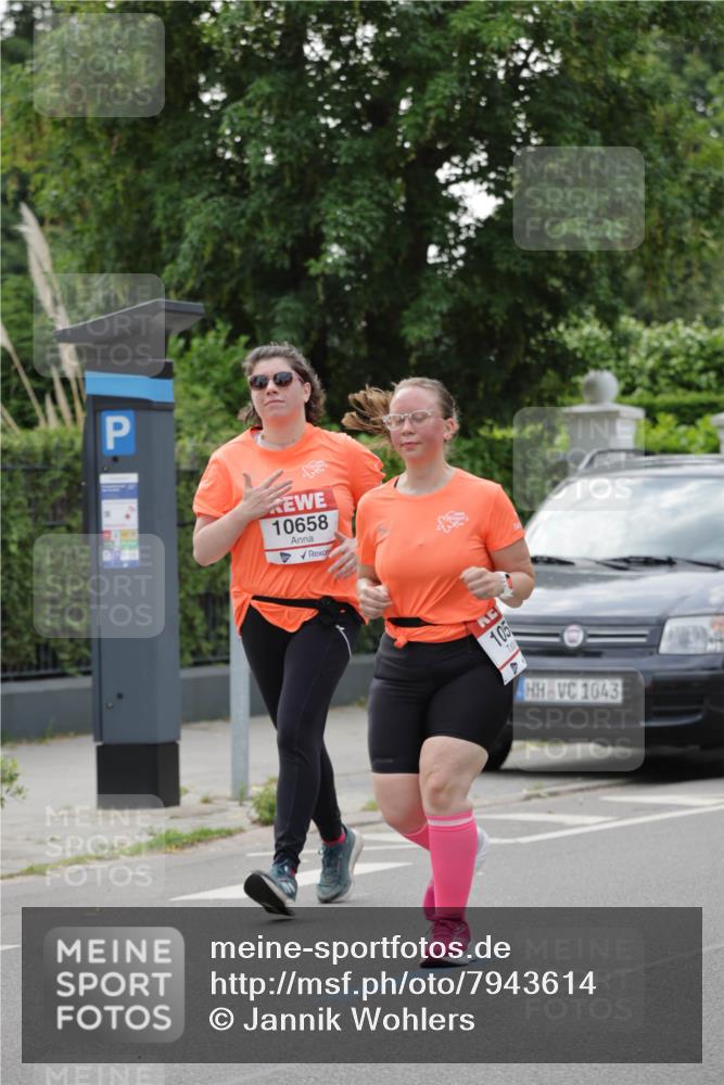 15.06.2025 - REWE Women's Run Jannik Wohlers http://msf.ph/oto/7943614 15.06.2025 08:28:59 Laufen 10658, 1043 meine-sportfotos.de