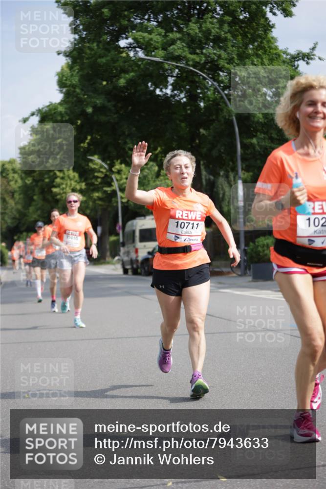 15.06.2025 - REWE Women's Run Jannik Wohlers http://msf.ph/oto/7943633 15.06.2025 08:47:12 Laufen 10410, 10711, 102 meine-sportfotos.de