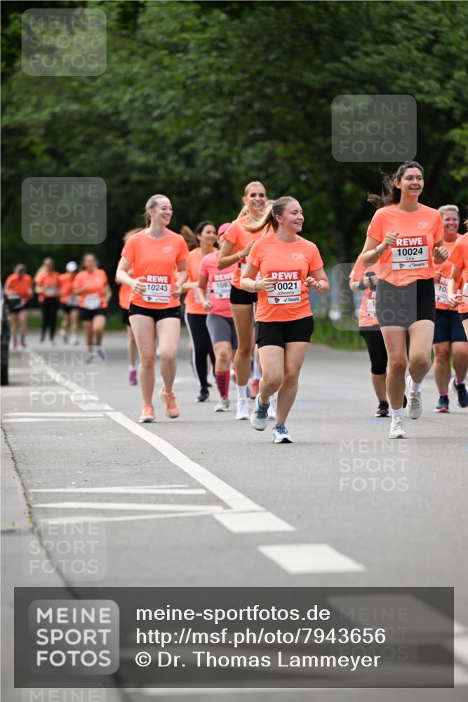 15.06.2025 - REWE Women's Run Dr. Thomas Lammeyer http://msf.ph/oto/7943656 15.06.2025 09:22:08 Laufen 10243, 1083, 10021, 10024, 10 meine-sportfotos.de