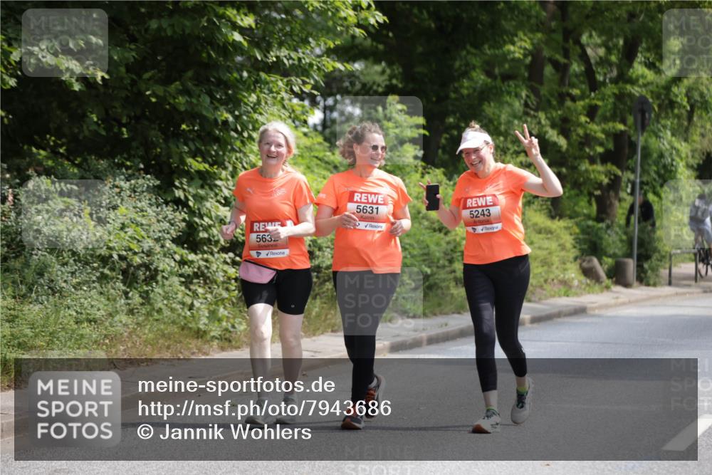 15.06.2025 - REWE Women's Run Jannik Wohlers http://msf.ph/oto/7943686 15.06.2025 10:16:44 Laufen 563, 5631, 5243 meine-sportfotos.de
