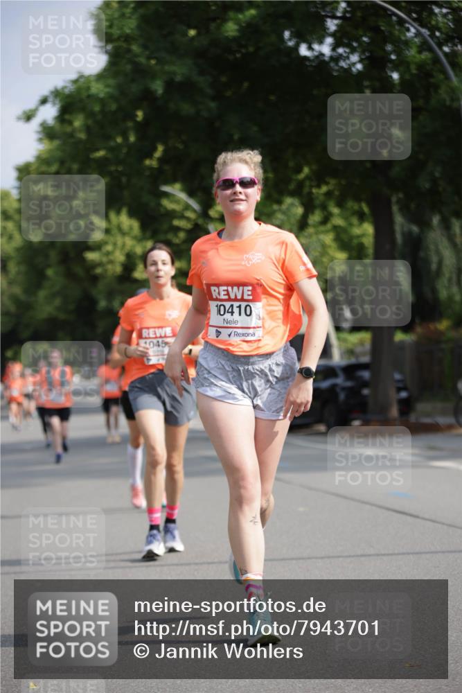 15.06.2025 - REWE Women's Run Jannik Wohlers http://msf.ph/oto/7943701 15.06.2025 08:47:14 Laufen 10410, 1045 meine-sportfotos.de