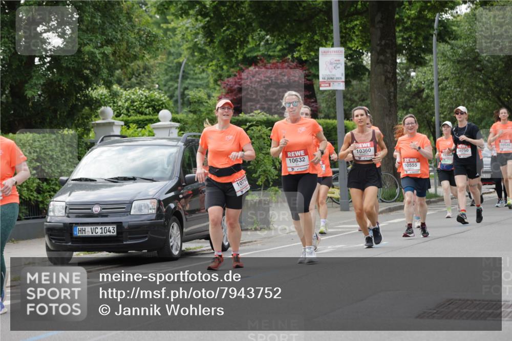 15.06.2025 - REWE Women's Run Jannik Wohlers http://msf.ph/oto/7943752 15.06.2025 08:29:07 Laufen 1043, 15, 2025, 10360, 10555, 10718, 10632, 10535, 10750, 131 meine-sportfotos.de