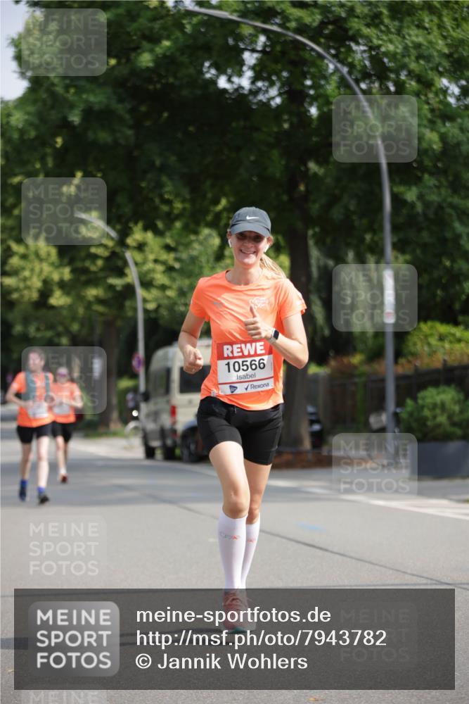 15.06.2025 - REWE Women's Run Jannik Wohlers http://msf.ph/oto/7943782 15.06.2025 08:47:16 Laufen 10566 meine-sportfotos.de