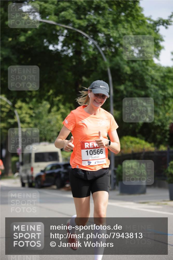15.06.2025 - REWE Women's Run Jannik Wohlers http://msf.ph/oto/7943813 15.06.2025 08:47:17 Laufen 10566 meine-sportfotos.de