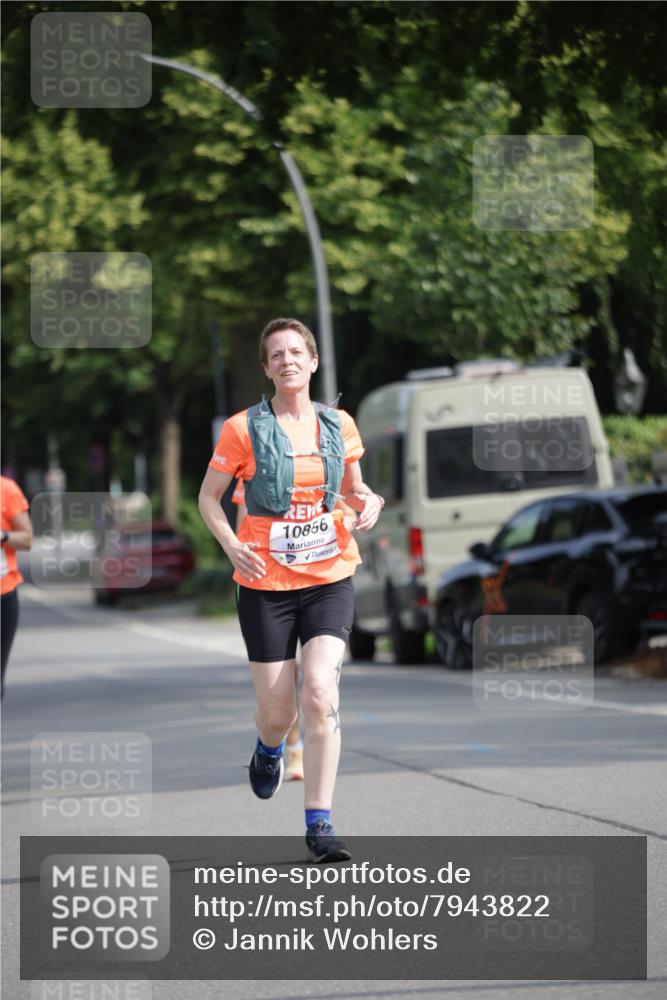 15.06.2025 - REWE Women's Run Jannik Wohlers http://msf.ph/oto/7943822 15.06.2025 08:47:19 Laufen  meine-sportfotos.de