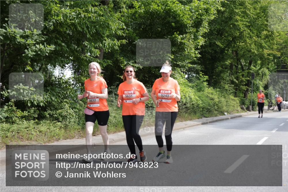 15.06.2025 - REWE Women's Run Jannik Wohlers http://msf.ph/oto/7943823 15.06.2025 10:16:47 Laufen 5632, 5631, 5243 meine-sportfotos.de