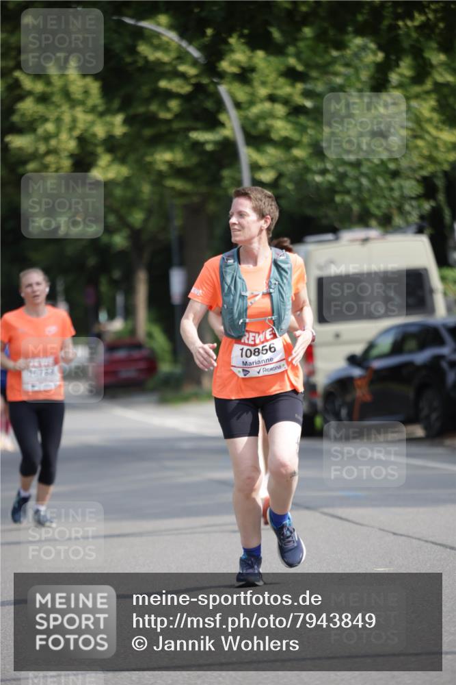 15.06.2025 - REWE Women's Run Jannik Wohlers http://msf.ph/oto/7943849 15.06.2025 08:47:19 Laufen 10783, 10856 meine-sportfotos.de
