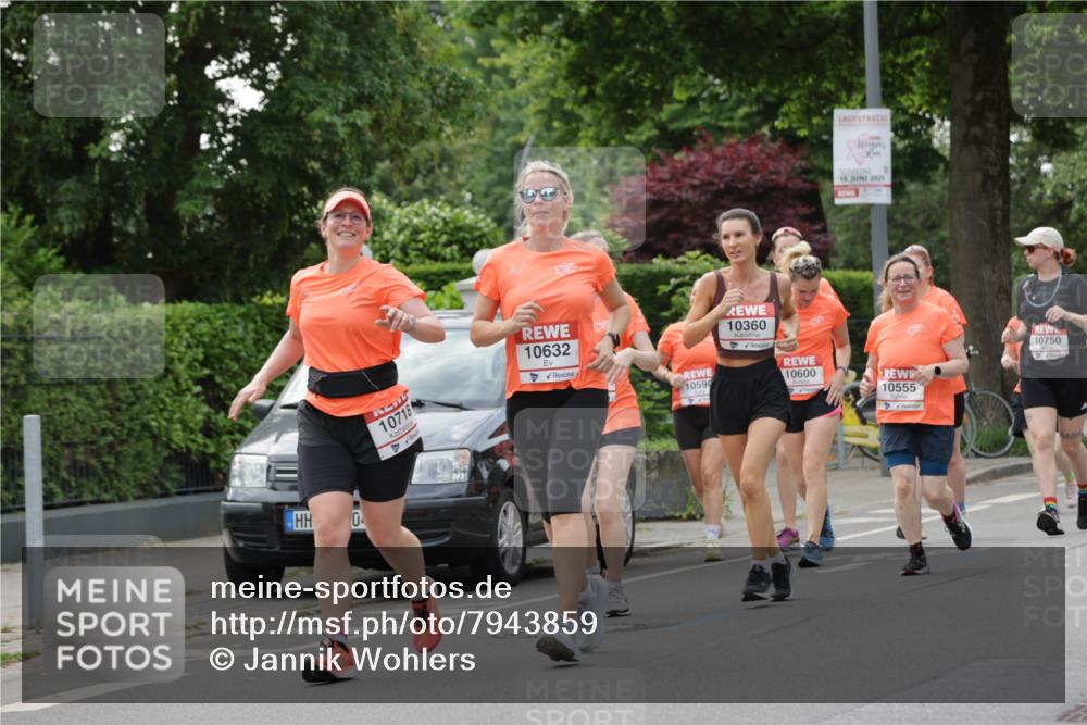 15.06.2025 - REWE Women's Run Jannik Wohlers http://msf.ph/oto/7943859 15.06.2025 08:29:09 Laufen 0, 10718, 10632, 10590, 10360, 15, 2025, 10600, 10555, 10750 meine-sportfotos.de
