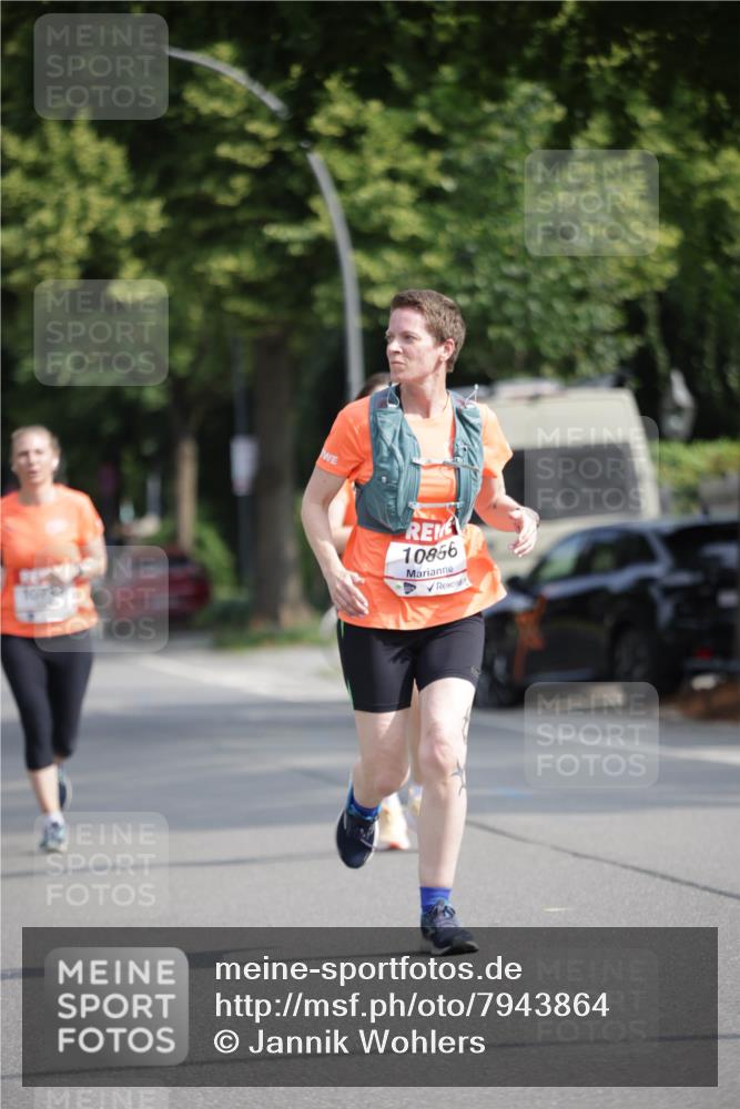 15.06.2025 - REWE Women's Run Jannik Wohlers http://msf.ph/oto/7943864 15.06.2025 08:47:20 Laufen 10856 meine-sportfotos.de