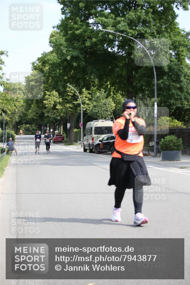 15.06.2025 - REWE Women's Run Jannik Wohlers http://msf.ph/oto/7943877 15.06.2025 10:03:01 Laufen  meine-sportfotos.de