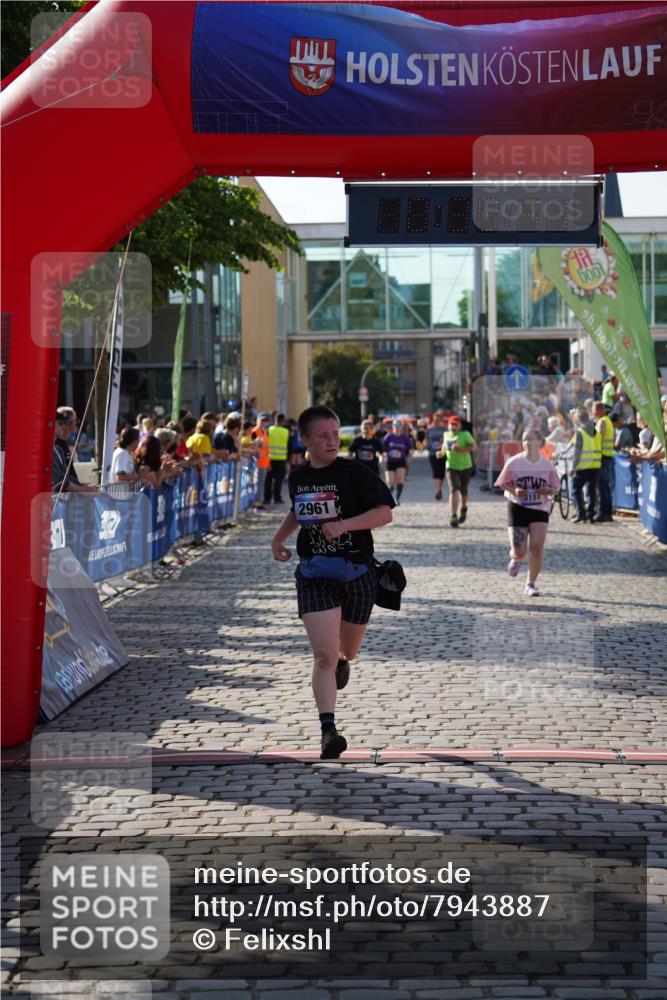 13.06.2025 - Holstenköstenlauf Felixshl http://msf.ph/oto/7943887 13.06.2025 18:09:42 Laufen 2961, 3036, 3037, 3151, 3863 meine-sportfotos.de