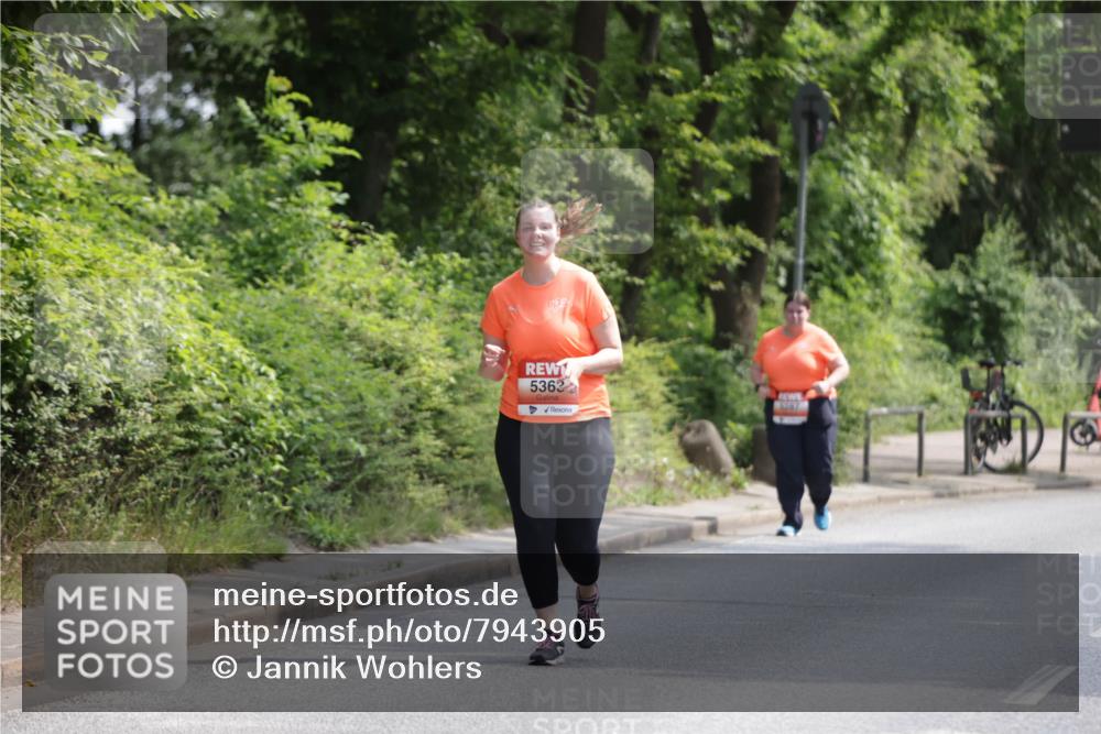 15.06.2025 - REWE Women's Run Jannik Wohlers http://msf.ph/oto/7943905 15.06.2025 10:16:54 Laufen 5363, 5247 meine-sportfotos.de