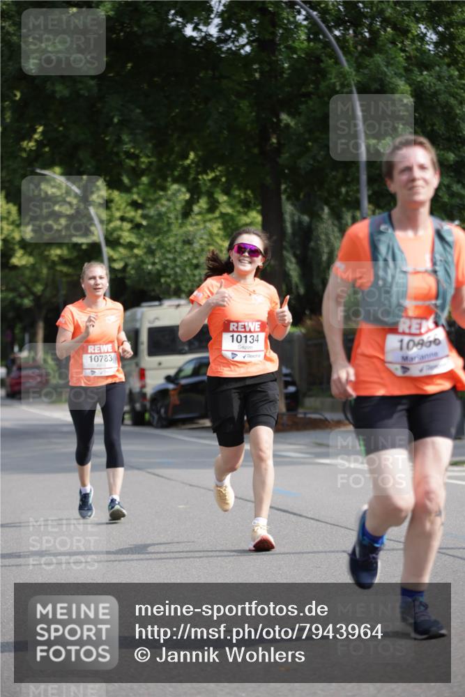 15.06.2025 - REWE Women's Run Jannik Wohlers http://msf.ph/oto/7943964 15.06.2025 08:47:22 Laufen 10783, 10134, 10966 meine-sportfotos.de