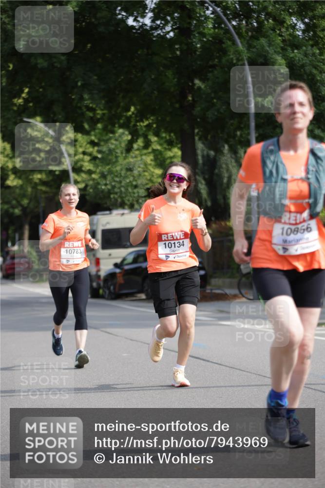 15.06.2025 - REWE Women's Run Jannik Wohlers http://msf.ph/oto/7943969 15.06.2025 08:47:22 Laufen 10783, 10134, 10866 meine-sportfotos.de