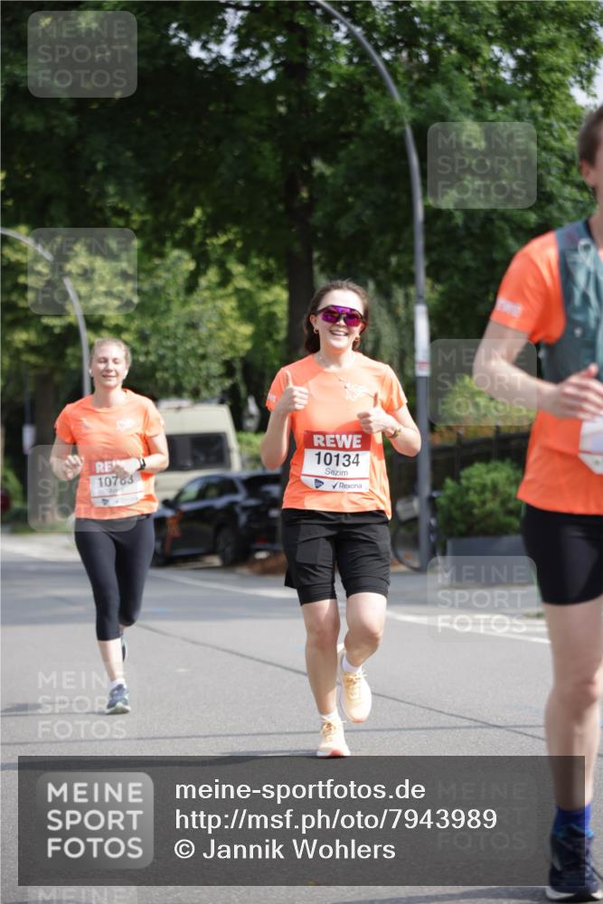 15.06.2025 - REWE Women's Run Jannik Wohlers http://msf.ph/oto/7943989 15.06.2025 08:47:22 Laufen 10783, 10134 meine-sportfotos.de