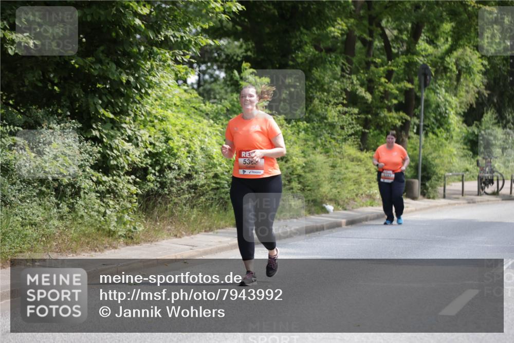 15.06.2025 - REWE Women's Run Jannik Wohlers http://msf.ph/oto/7943992 15.06.2025 10:16:57 Laufen 53, 6287 meine-sportfotos.de
