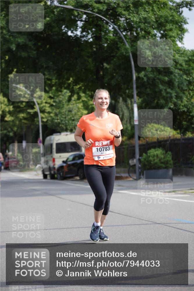 15.06.2025 - REWE Women's Run Jannik Wohlers http://msf.ph/oto/7944033 15.06.2025 08:47:24 Laufen 10783 meine-sportfotos.de