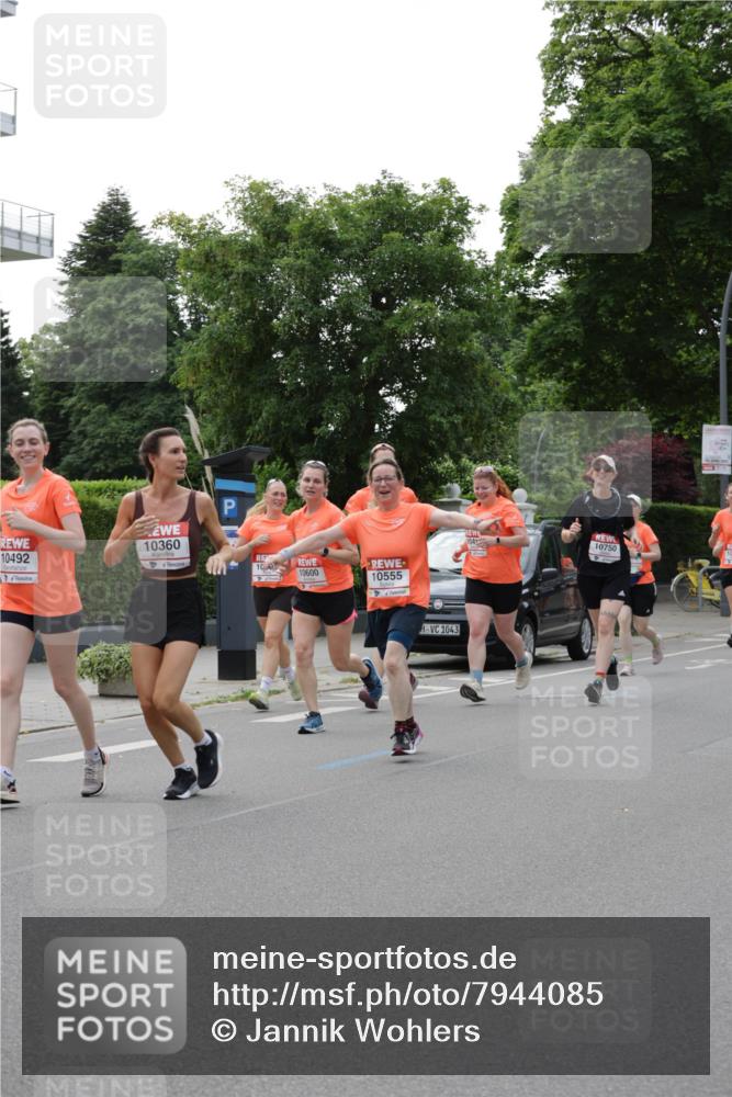 15.06.2025 - REWE Women's Run Jannik Wohlers http://msf.ph/oto/7944085 15.06.2025 08:29:13 Laufen 10492, 10360, 10, 10600, 10555, 1043, 10750 meine-sportfotos.de