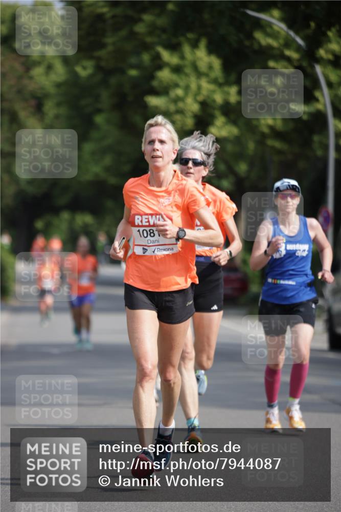 15.06.2025 - REWE Women's Run Jannik Wohlers http://msf.ph/oto/7944087 15.06.2025 08:47:28 Laufen 108 meine-sportfotos.de