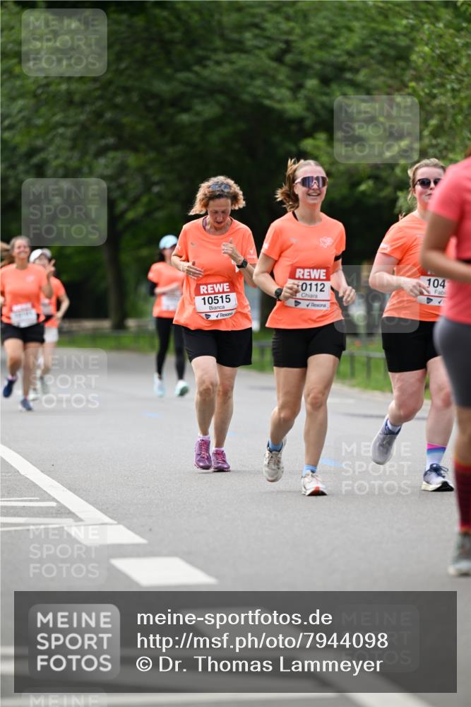 15.06.2025 - REWE Women's Run Dr. Thomas Lammeyer http://msf.ph/oto/7944098 15.06.2025 09:22:17 Laufen 40, 10515, 0112, 104 meine-sportfotos.de