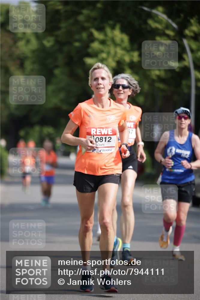 15.06.2025 - REWE Women's Run Jannik Wohlers http://msf.ph/oto/7944111 15.06.2025 08:47:28 Laufen 0812 meine-sportfotos.de