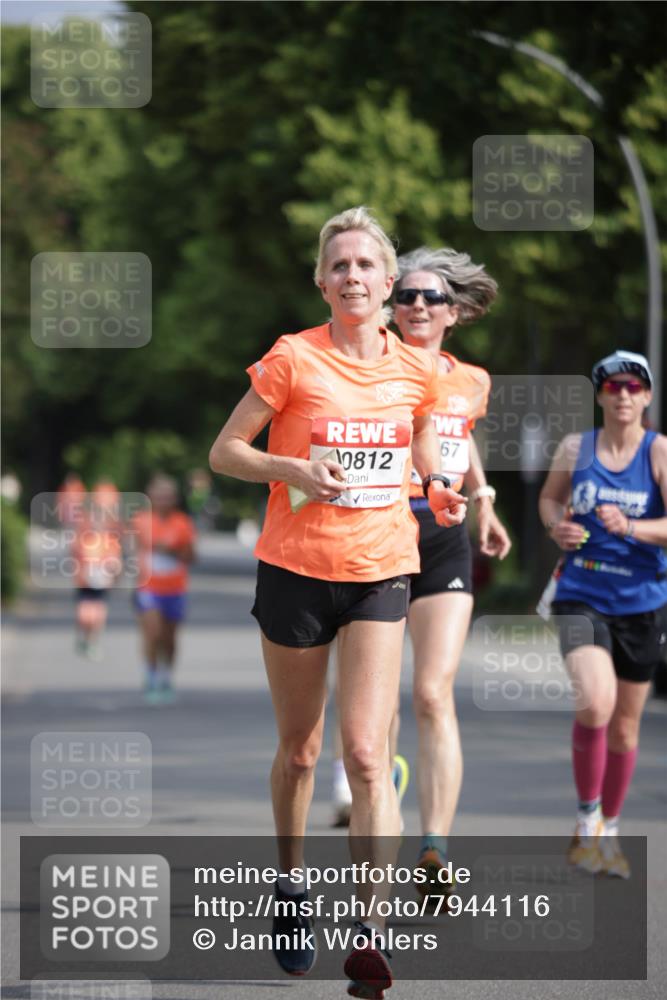 15.06.2025 - REWE Women's Run Jannik Wohlers http://msf.ph/oto/7944116 15.06.2025 08:47:28 Laufen 67, 0812 meine-sportfotos.de