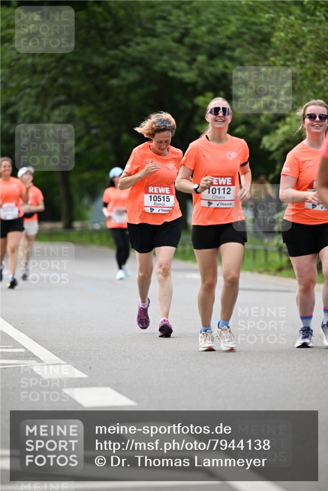 15.06.2025 - REWE Women's Run Dr. Thomas Lammeyer http://msf.ph/oto/7944138 15.06.2025 09:22:17 Laufen 10515, 10112 meine-sportfotos.de