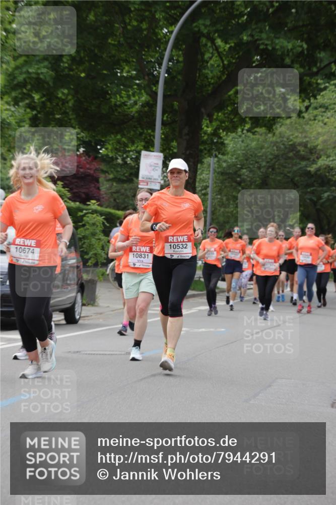 15.06.2025 - REWE Women's Run Jannik Wohlers http://msf.ph/oto/7944291 15.06.2025 08:29:23 Laufen 10532, 10674, 10831, 0235, 0757 meine-sportfotos.de