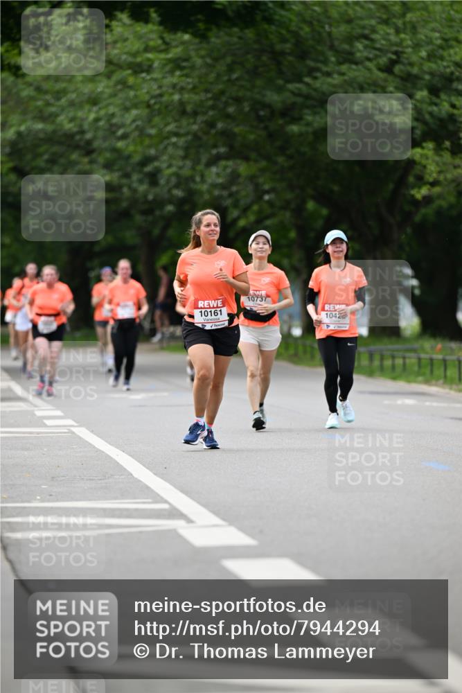 15.06.2025 - REWE Women's Run Dr. Thomas Lammeyer http://msf.ph/oto/7944294 15.06.2025 09:22:20 Laufen 10737, 10161, 1042 meine-sportfotos.de