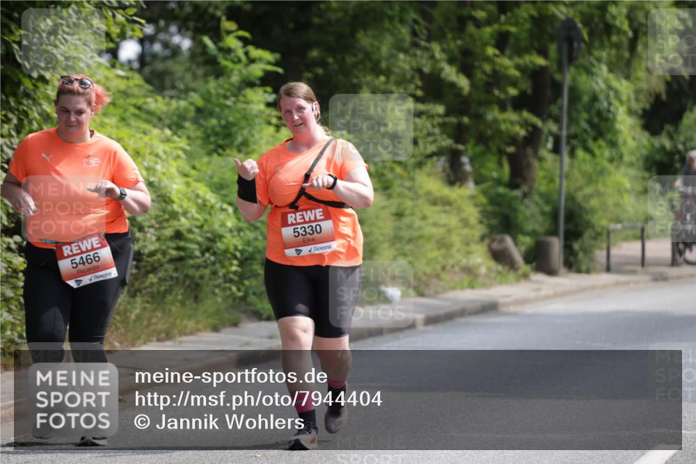 15.06.2025 - REWE Women's Run Jannik Wohlers http://msf.ph/oto/7944404 15.06.2025 10:17:14 Laufen 5466, 5330 meine-sportfotos.de