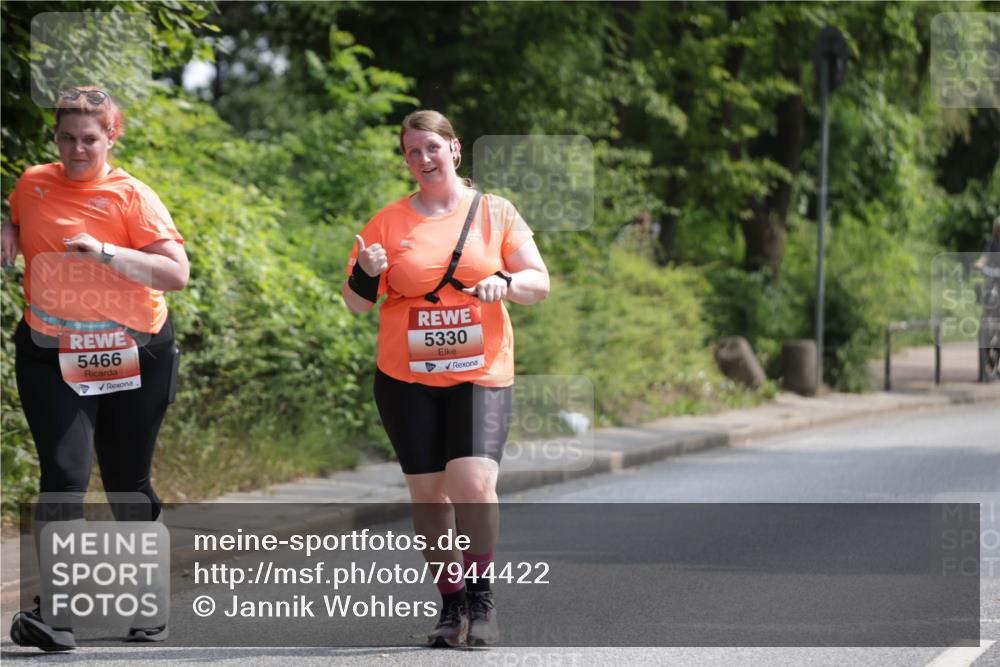 15.06.2025 - REWE Women's Run Jannik Wohlers http://msf.ph/oto/7944422 15.06.2025 10:17:15 Laufen 5466, 5330 meine-sportfotos.de