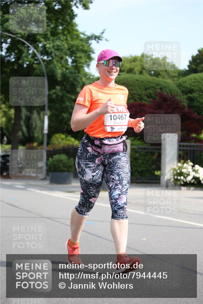 15.06.2025 - REWE Women's Run Jannik Wohlers http://msf.ph/oto/7944445 15.06.2025 10:04:36 Laufen 10467 meine-sportfotos.de