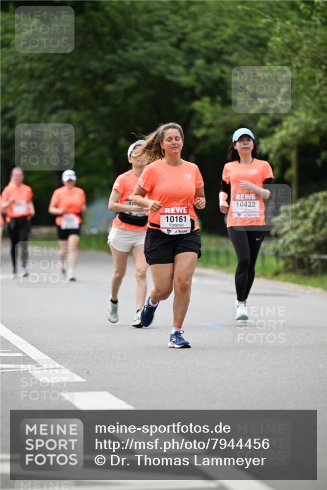 15.06.2025 - REWE Women's Run Dr. Thomas Lammeyer http://msf.ph/oto/7944456 15.06.2025 09:22:23 Laufen 10422, 10161 meine-sportfotos.de