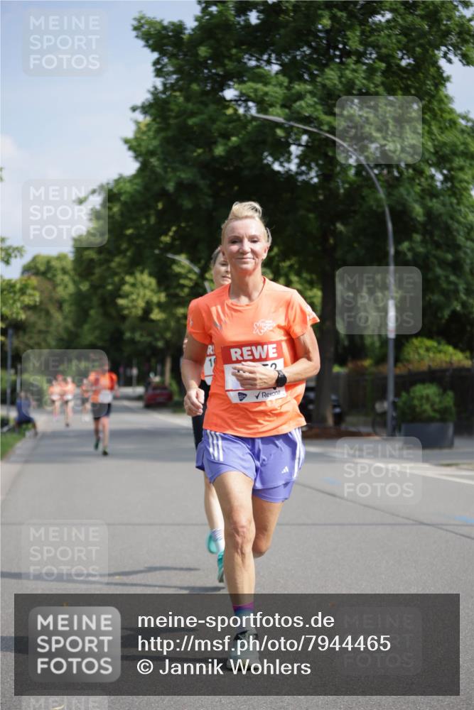 15.06.2025 - REWE Women's Run Jannik Wohlers http://msf.ph/oto/7944465 15.06.2025 08:47:40 Laufen  meine-sportfotos.de