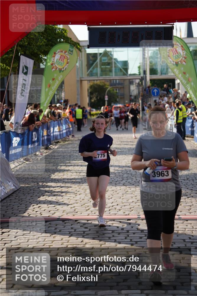 13.06.2025 - Holstenköstenlauf Felixshl http://msf.ph/oto/7944474 13.06.2025 18:09:58 Laufen 3122, 3963 meine-sportfotos.de