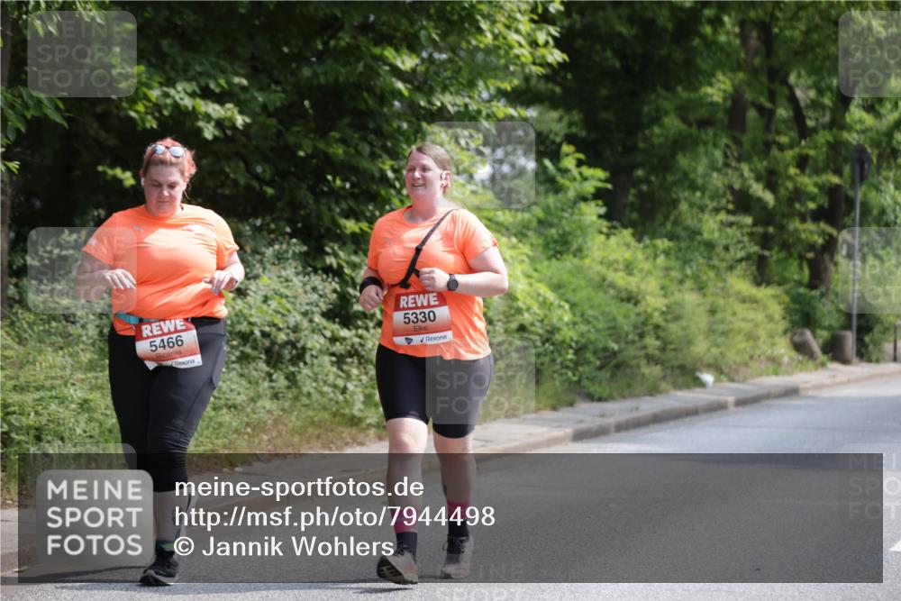15.06.2025 - REWE Women's Run Jannik Wohlers http://msf.ph/oto/7944498 15.06.2025 10:17:17 Laufen 5466, 5330 meine-sportfotos.de