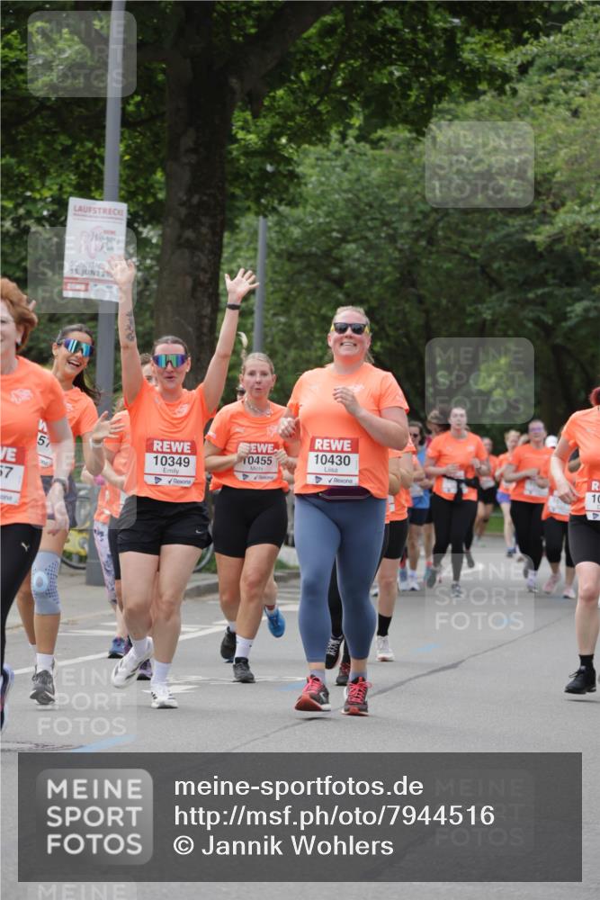 15.06.2025 - REWE Women's Run Jannik Wohlers http://msf.ph/oto/7944516 15.06.2025 08:29:28 Laufen 15, 20, 10430, 10, 57, 57, 10349, 0455 meine-sportfotos.de