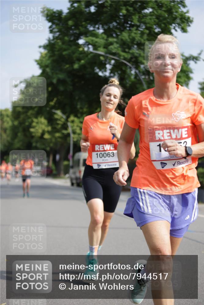 15.06.2025 - REWE Women's Run Jannik Wohlers http://msf.ph/oto/7944517 15.06.2025 08:47:41 Laufen 10063, 1, 2 meine-sportfotos.de