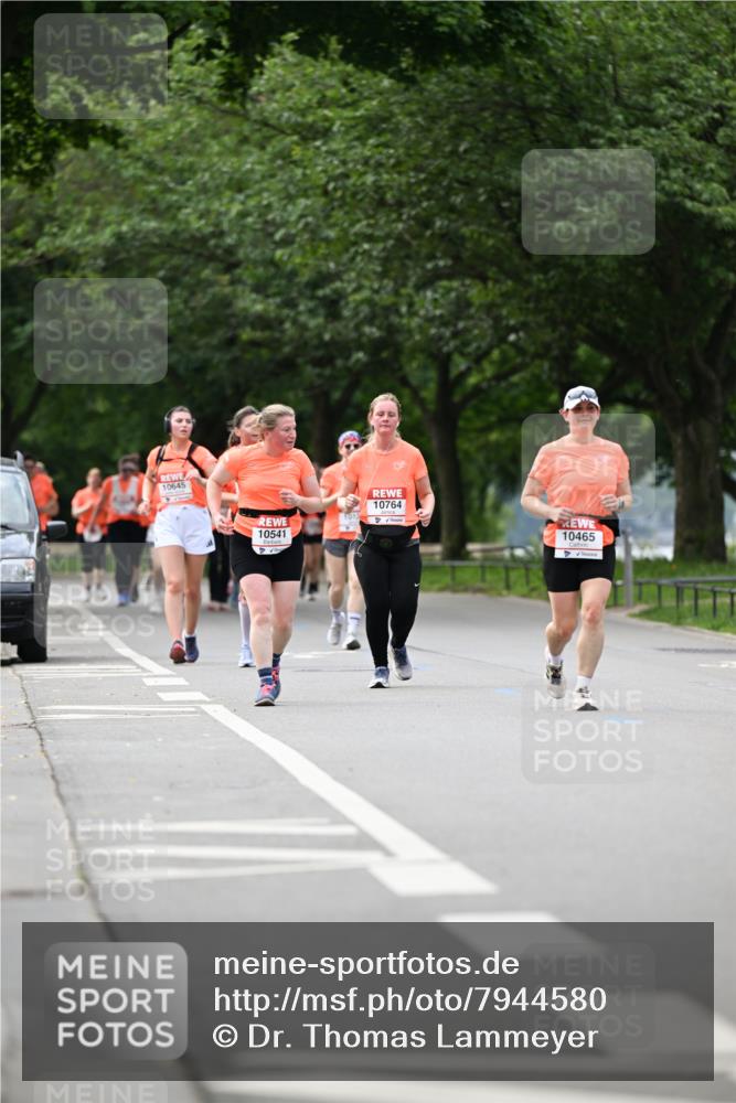 15.06.2025 - REWE Women's Run Dr. Thomas Lammeyer http://msf.ph/oto/7944580 15.06.2025 09:22:27 Laufen 10764, 10541, 10465 meine-sportfotos.de
