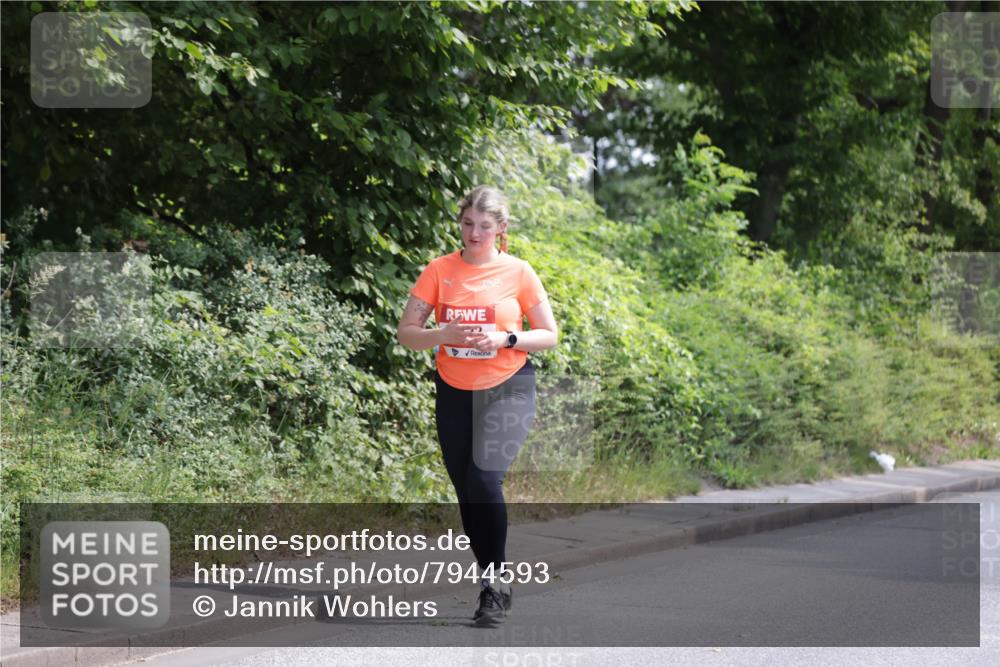 15.06.2025 - REWE Women's Run Jannik Wohlers http://msf.ph/oto/7944593 15.06.2025 10:17:52 Laufen  meine-sportfotos.de
