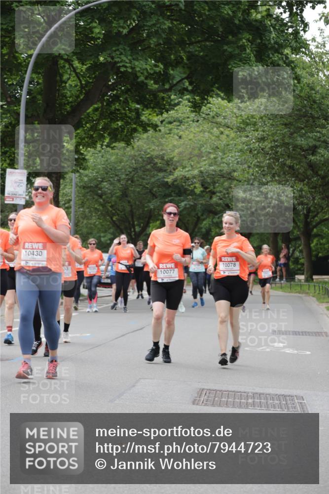 15.06.2025 - REWE Women's Run Jannik Wohlers http://msf.ph/oto/7944723 15.06.2025 08:29:30 Laufen 10430, 10078, 10077 meine-sportfotos.de