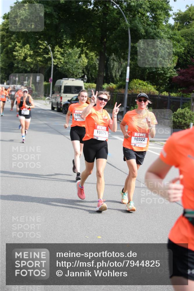 15.06.2025 - REWE Women's Run Jannik Wohlers http://msf.ph/oto/7944825 15.06.2025 09:44:00 Laufen 105, 10579, 10322 meine-sportfotos.de