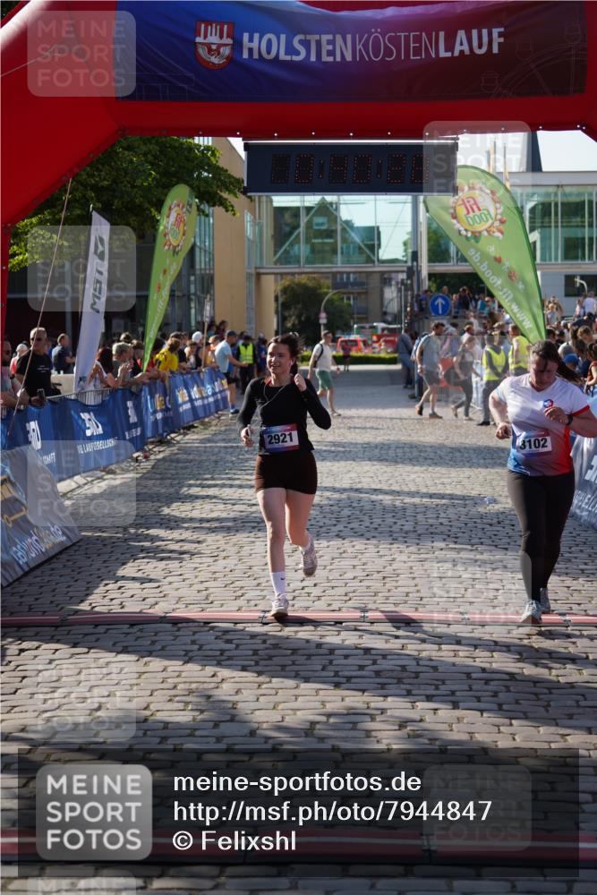 13.06.2025 - Holstenköstenlauf Felixshl http://msf.ph/oto/7944847 13.06.2025 18:10:29 Laufen 2921, 3102 meine-sportfotos.de