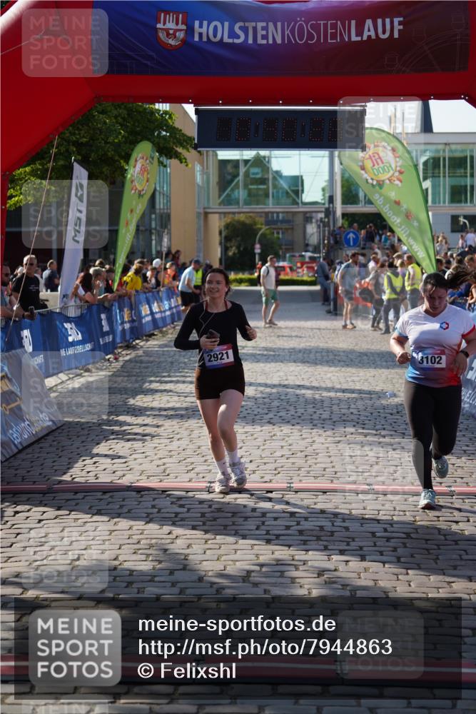 13.06.2025 - Holstenköstenlauf Felixshl http://msf.ph/oto/7944863 13.06.2025 18:10:29 Laufen 2921, 3102 meine-sportfotos.de